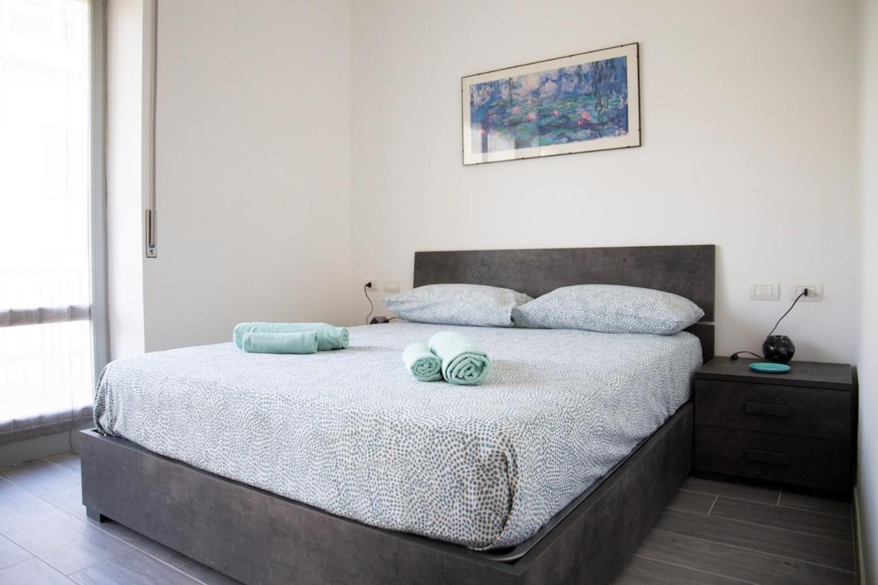 Gray Pearl - Modern Apartment In City Center Arona Exterior photo
